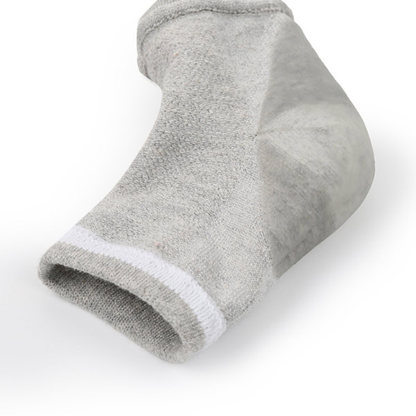 Amazon Hot Foot Care Whitening Moisture Crack Silicone Gel Heel cushion socks ZG-S11